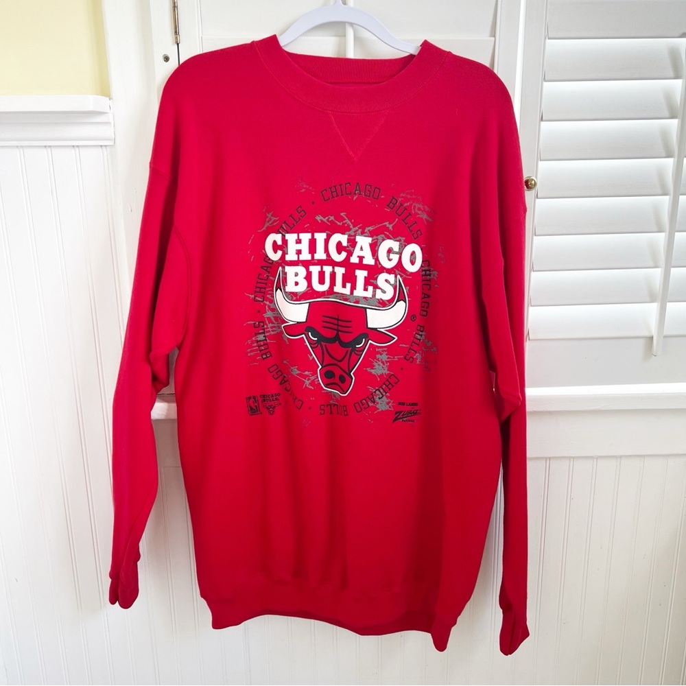 Chicago Bulls Vintage 90s Red Zubaz Brand Fleece Lined Sweatshirt Men’s Large